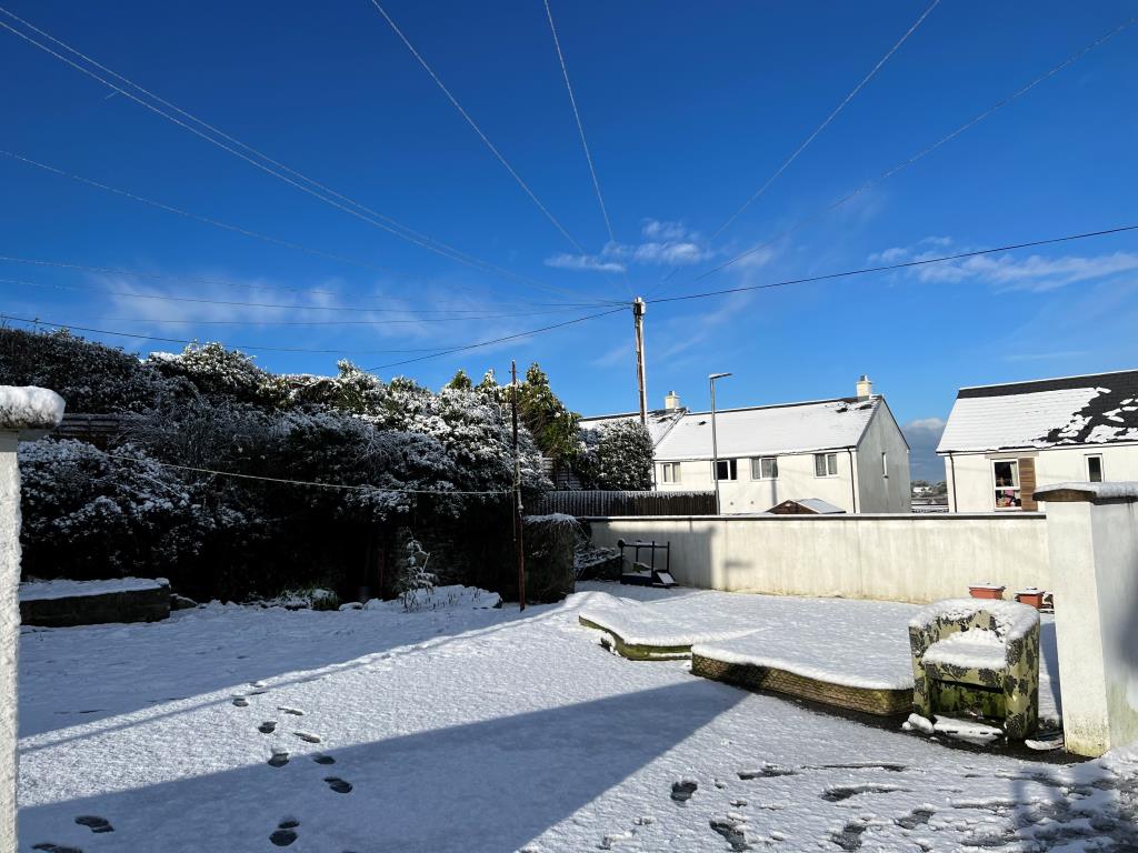 Lot: 38 - FREEHOLD RESIDENTIAL INVESTMENT WITH DEVELOPMENT POTENTIAL -
